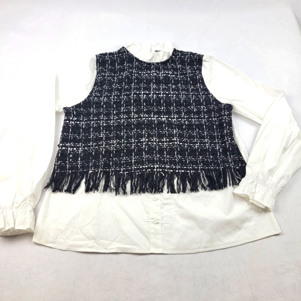 NWOT tweed‎ front ruffle neck and cuff fringe dress shirt
